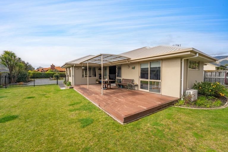 Photo of property in 19 Kendall View, Stoke, Nelson, 7011