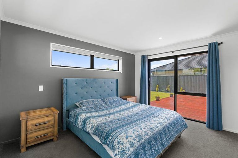 Photo of property in 2 Godley Place, Woodend, 7610