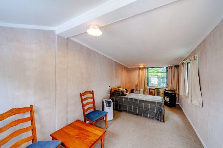 Photo of property in 9 Collins Street, Waipawa, 4210