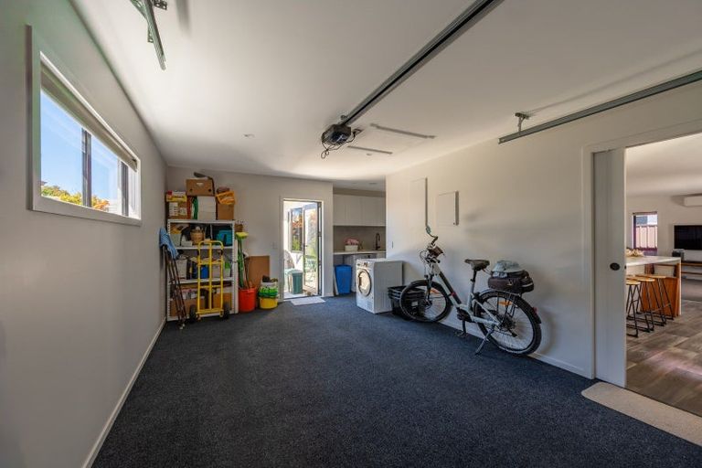 Photo of property in 49 Calder Way, Seaward Bush, 9871
