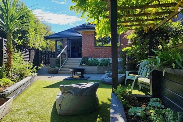 Photo of property in 5d Palatine Terrace, Huntsbury, Christchurch, 8022