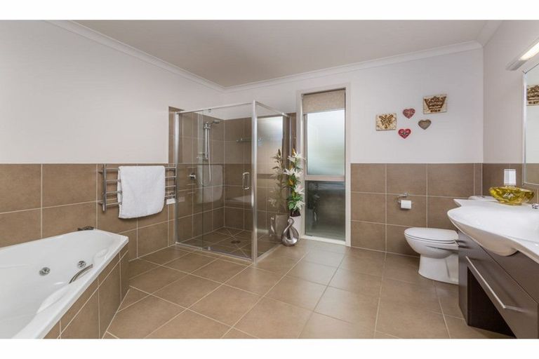 Photo of property in 11 Riverbank Drive, Kerikeri, 0230