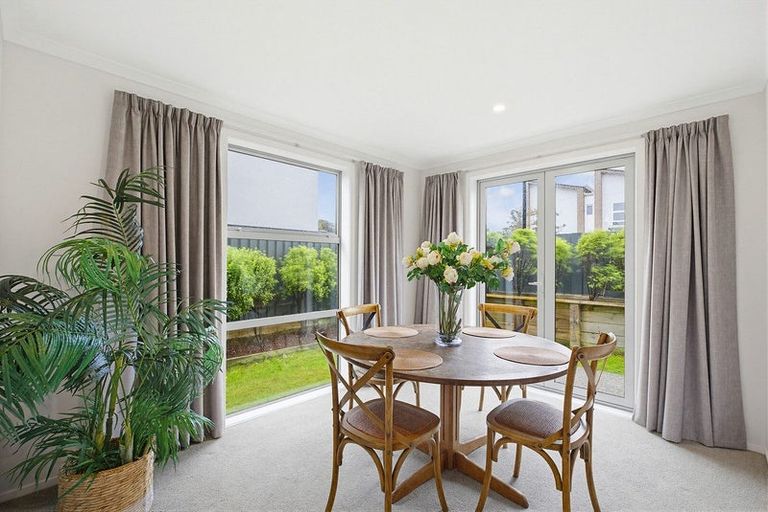 Photo of property in 13 Karearea Avenue, Kenepuru, Porirua, 5022