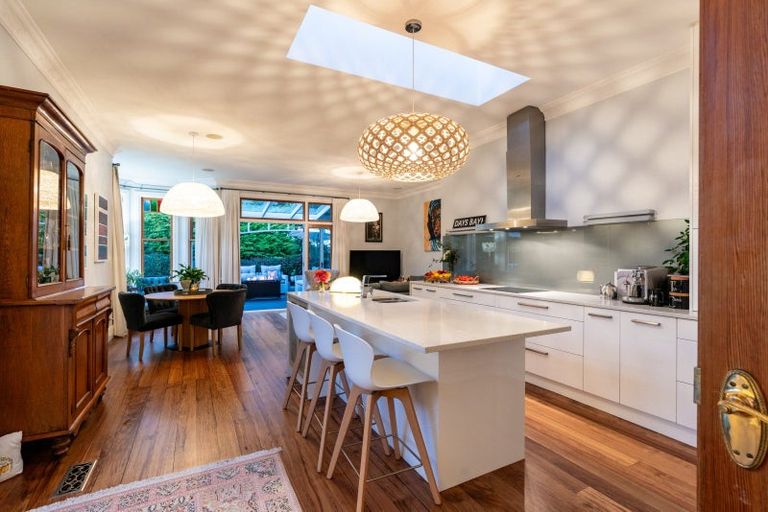 Photo of property in 79 Cashmere Avenue, Khandallah, Wellington, 6035