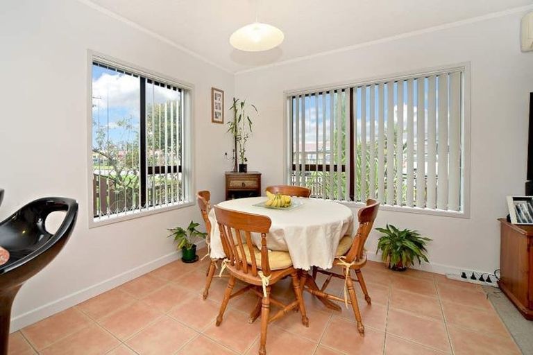 Photo of property in 1/9 Waterview Road West, Takanini, 2112