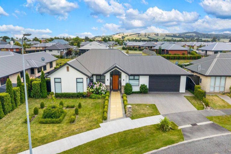 Photo of property in 3 Pemberton Drive, Amberley, 7410