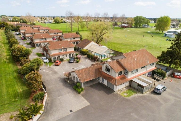 Photo of property in 665 Pioneer Highway, Highbury, Palmerston North, 4412