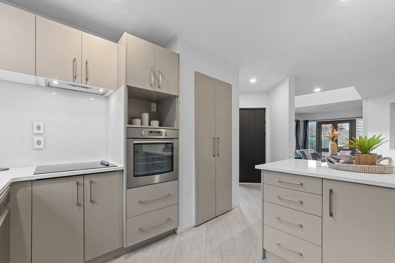 Photo of property in 2/44b Tabart Street, Woolston, Christchurch, 8023