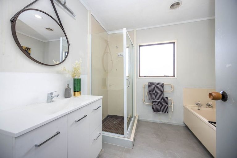 Photo of property in 310 Clarkin Road, Fairfield, Hamilton, 3214