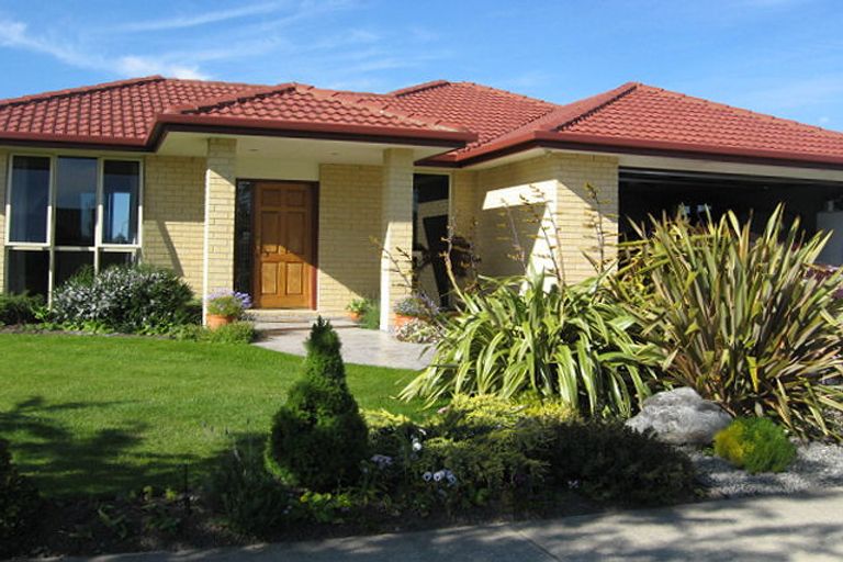 Photo of property in 22 Mounter Avenue, Northwood, Christchurch, 8051