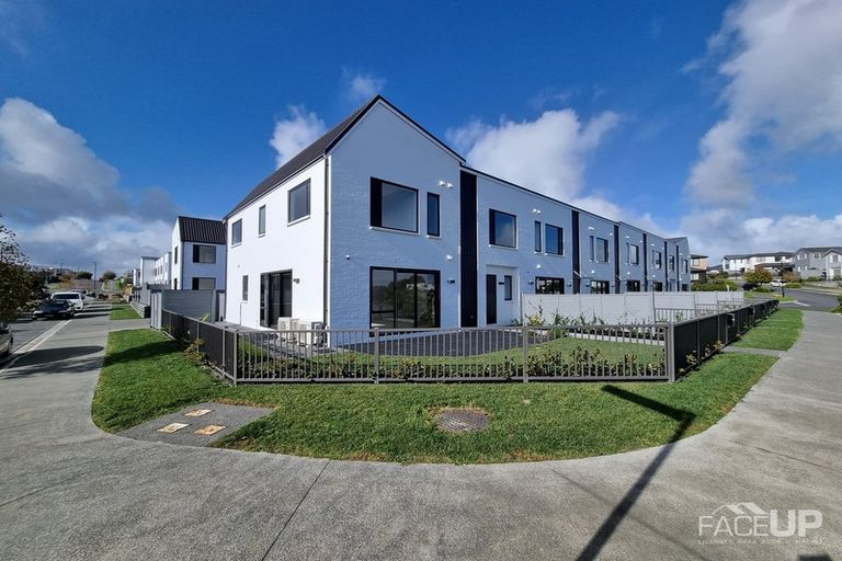 Photo of property in 6/21 Boyes Avenue, Whenuapai, Auckland, 0618
