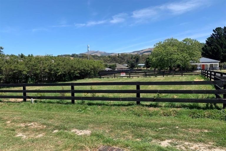 Photo of property in 21 Pawsons Valley Road, Duvauchelle, 7581