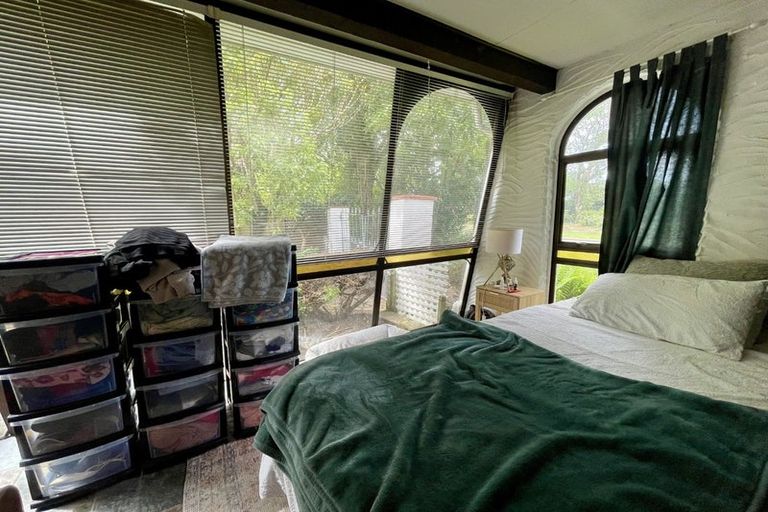 Photo of property in 33 Yellowstone Crescent, Burwood, Christchurch, 8083