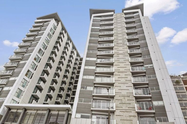 Photo of property in Soho Apartments, 1004/74 Taranaki Street, Te Aro, Wellington, 6011