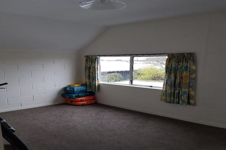 Photo of property in 2/143a Weston Road, St Albans, Christchurch, 8052