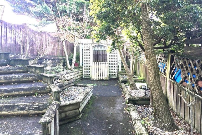 Photo of property in 84 Keegan Drive, Massey, Auckland, 0614