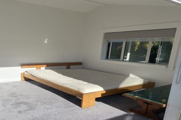 Photo of property in 131f Rosier Road, Glen Eden, Auckland, 0602