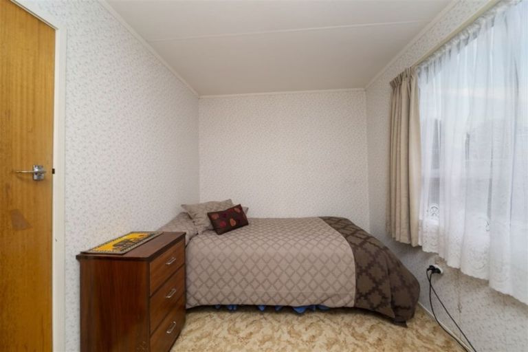 Photo of property in 7 Kamahi Avenue, Hawera, 4610