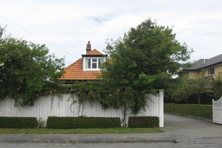 Photo of property in 84 Knowles Street, St Albans, Christchurch, 8052
