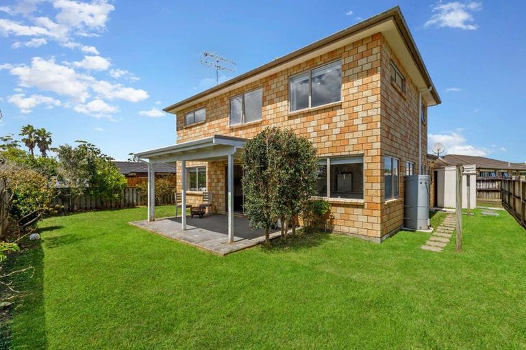 Photo of property in 34 Aitkenhead Court, Parakai, 0830