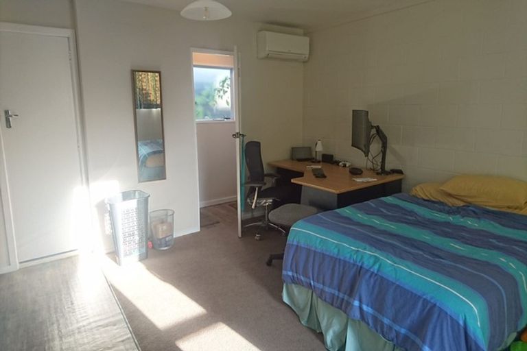 Photo of property in 21 Glencoe Street, Burnside, Christchurch, 8053