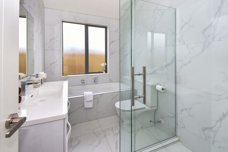 Photo of property in 13 Huahua Crescent, Papakura, 2110