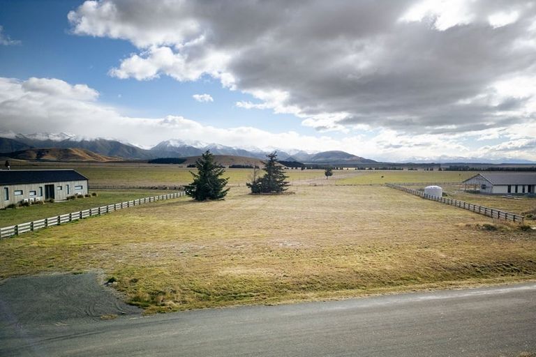Photo of property in 88 The Drive, Twizel, 7999