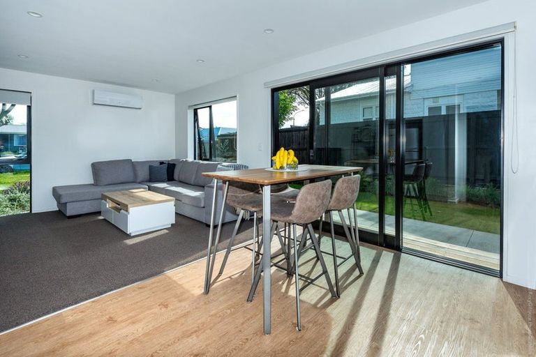 Photo of property in 1/73 Linwood Avenue, Linwood, Christchurch, 8011