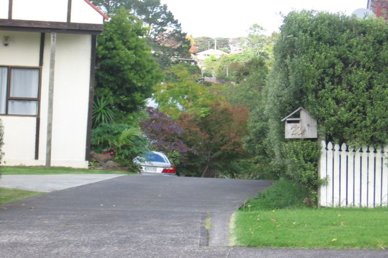 Photo of property in 23 Eastglen Road, Glen Eden, Auckland, 0602