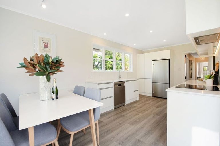 Photo of property in 11 Hector Street, Seatoun, Wellington, 6022