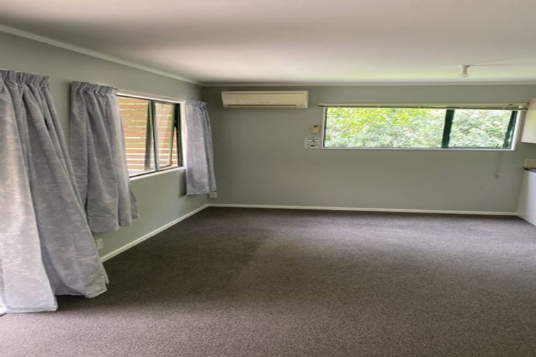 Photo of property in 960 Moonshine Road, Judgeford, Porirua, 5381