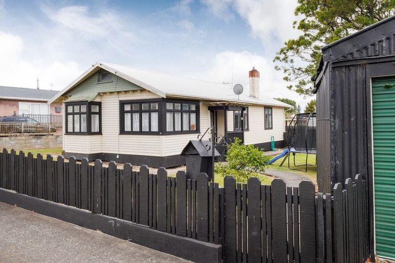 Photo of property in 4 Cuba Street, Marton, 4710