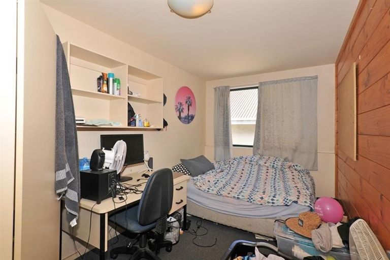 Photo of property in Te Awhina Apartments, 17/22u Sussex Street, Mount Cook, Wellington, 6021