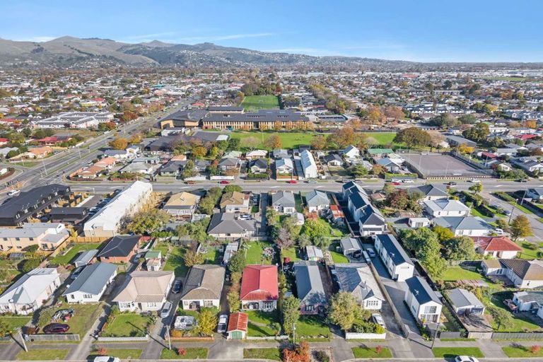 Photo of property in 16 Newcastle Street, Phillipstown, Christchurch, 8011
