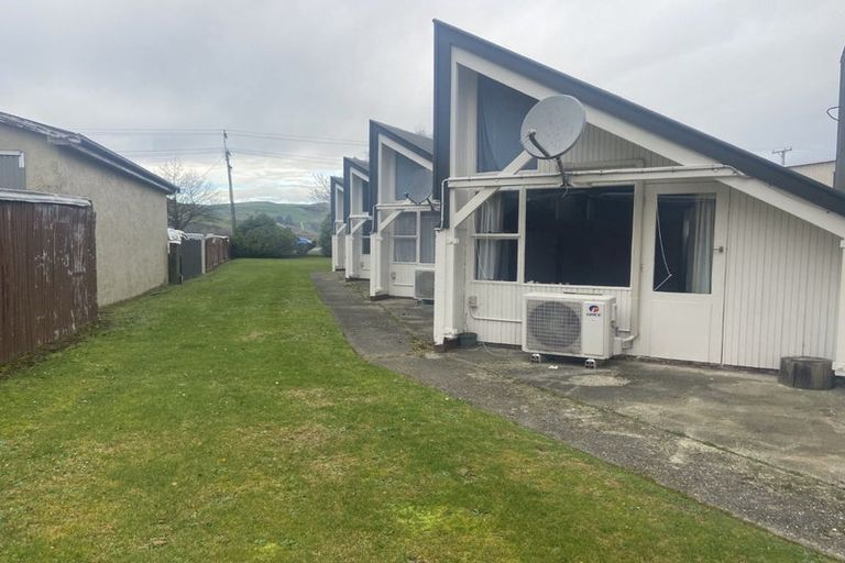 Photo of property in 1-5/7 Charlton Lane, Gore, 9710