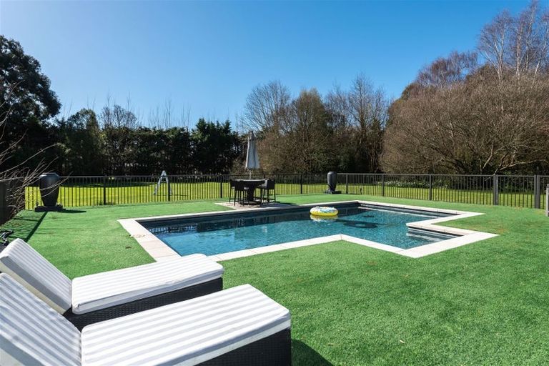 Photo of property in 104 Neeves Road, Kaiapoi, 7691