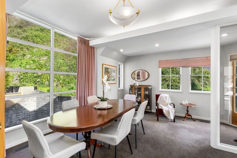 Photo of property in 16a Ferry Street, Seatoun, Wellington, 6022