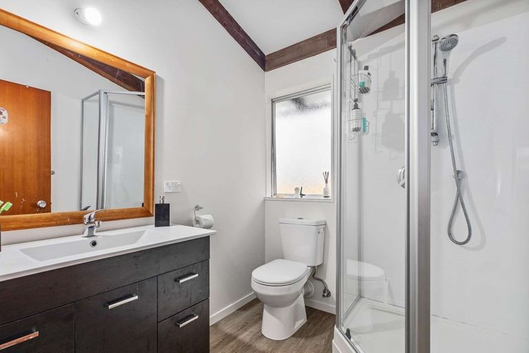 Photo of property in 80a/1 Woodglen Road, Glen Eden, Auckland, 0602