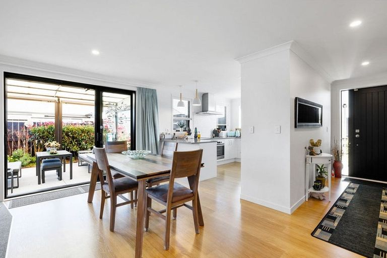 Photo of property in 12 Ruru Street, Cambridge, 3434