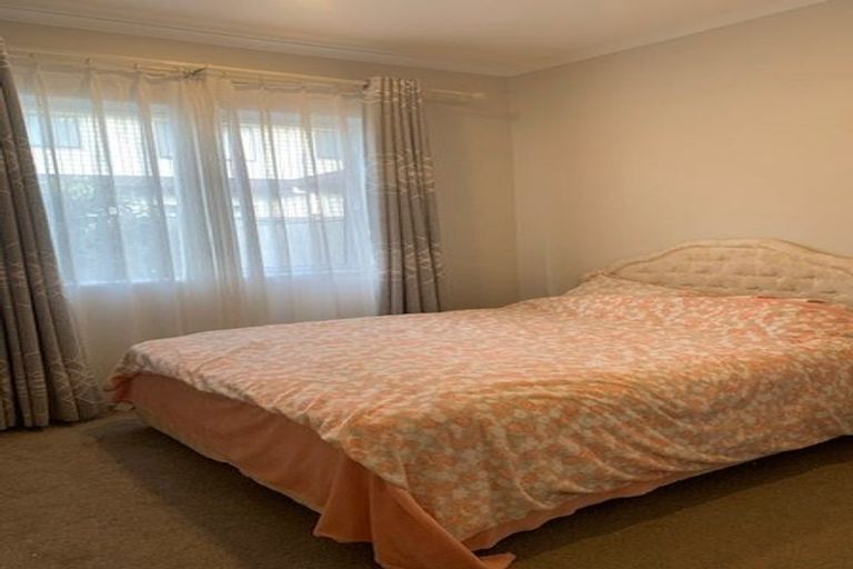 Photo of property in 24 Hikuawa Road, Flat Bush, Auckland, 2019