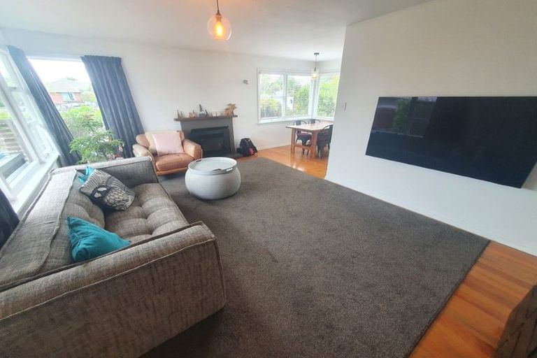 Photo of property in 26 Clipper Place, Redwood, Christchurch, 8051