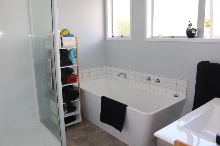 Photo of property in 36 Herbert Avenue, Cloverlea, Palmerston North, 4412