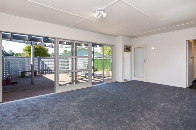 Photo of property in 141 Rickit Street, Taupo, 3330