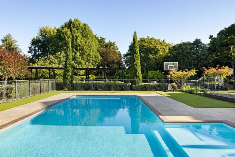 Photo of property in 22a Hereford Drive, Horsham Downs, Hamilton, 3281