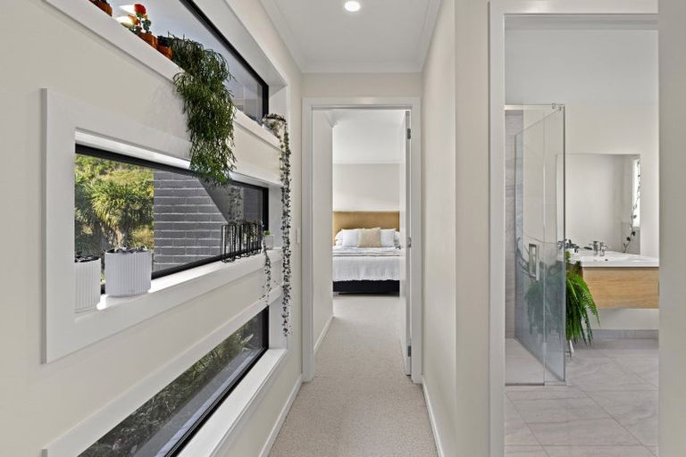 Photo of property in 3 Waipatukahu Lane, Raglan, 3225