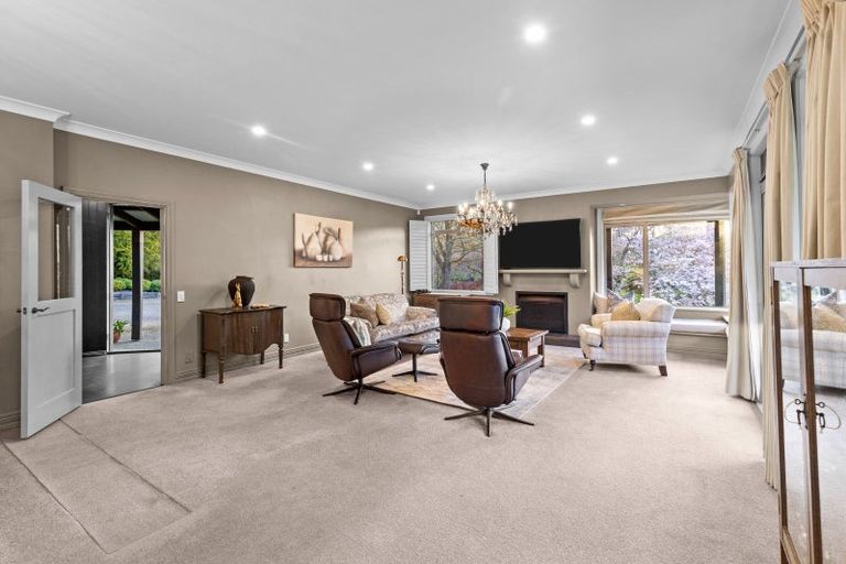 Photo of property in 274 Polson Hill Drive, Aokautere, Palmerston North, 4471