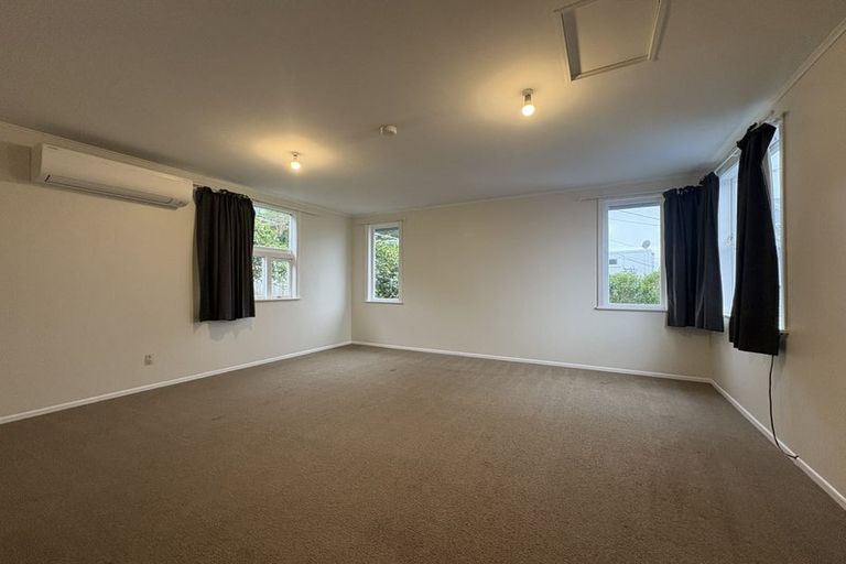 Photo of property in 69 Duncan Terrace, Kilbirnie, Wellington, 6022