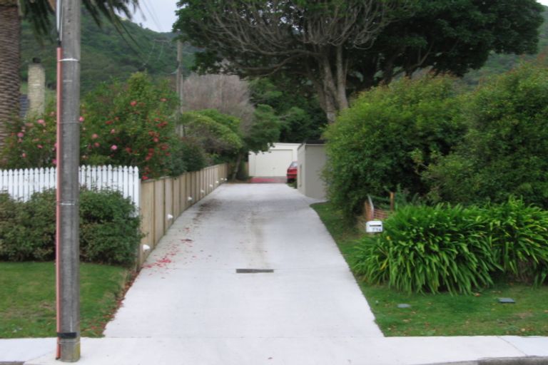 Photo of property in 71a&b Winara Avenue, Waikanae, 5036