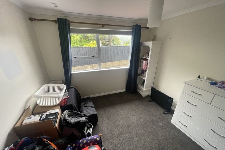 Photo of property in 303 Mitchell Street, Brooklyn, Wellington, 6021