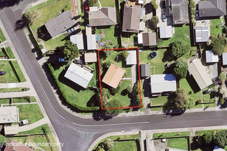 Photo of property in 28 Heathdale Crescent, Papakura, 2110